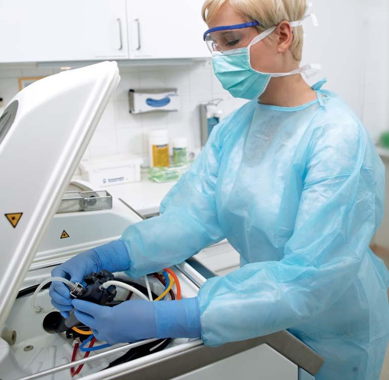 Chemo-thermische Desinfektion. Automatisch sicher. Die chemo-thermische Methode im RDG-E bietet Anwendern ein hohes Maß an Sicherheit und Komfort bei der Aufbereitung flexibler Endoskope.