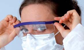 Sicherer Schutz für Gesicht und Augen Foliodress Mask Comfort Anti splash Spritzdicht bis 120 mm Hg, Typ II R; als Infektionsschutz des Anwenders gegen Spritzer aus Blut oder