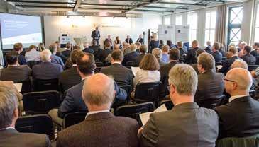 2 4 3 5 1 Daniel Günther, Ministerpräsident von Schleswig-Holstein, eröffnete die Veranstaltung und kündigte eine Vielzahl neue Bauunternehmungen an.