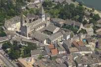 2018 Beaune Schlösschen Cormatin Pilgerort Taizé Cluny Berzé-la-Ville Bourg-en-Bresse Am Morgen führt der Weg zu dem