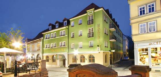Jahrhunderts eröffnete Hotel Thüringer Hof befindet sich in der Musikstadt Sondershausen direkt am Marktplatz unterhalb des Schlosses.