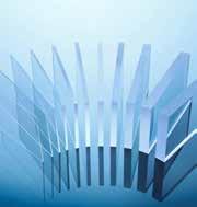 Einfacher Einbau durch Click-and-Fix-Prinzip Hohe Lichtdurchlässigkeit Wärmedämmend Ausgezeichnete strukturelle Beständigkeit Verwitterungs- und UV-beständig Stärke: 40 mm Struktur: 10 Wand