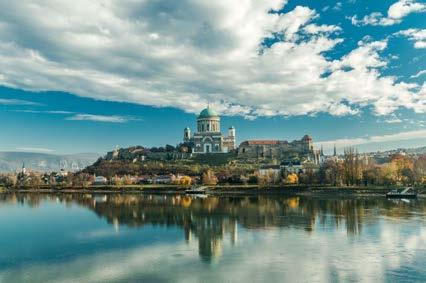 Dort besichtigen Sie die Basilika, die als Wiege der ungarischen Kirche gilt. Nach der Fahrt durch das Donauknie, der engsten Donaustelle Ungarns, erfolgt am Nachmittag die Ankunft in Budapest.