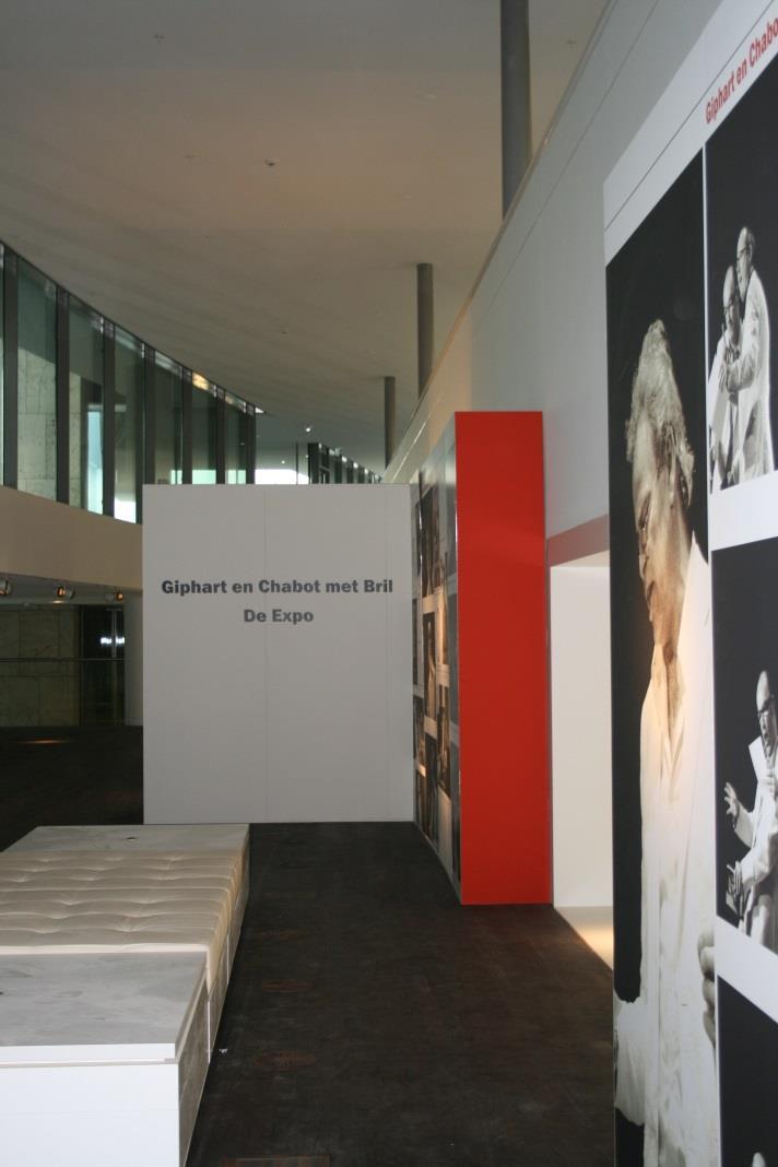 Ausstellungsfläche - 300 m2 - Professionelle Austellungen - Zusätzlich zum