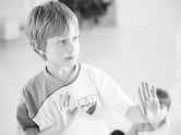 WingTsun Fachtrainer Rolf Beier, bietet Wahrnehmungs-, Selbstbehauptungs- und Selbstverteidigungskurse für Kinder ab vier Jahren an.