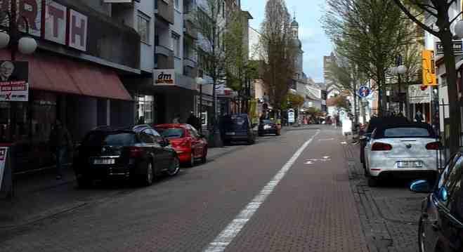Kaiserstraße: Harmonisierung mit dem neuen Konzept = Radweg entfernen, ab Kurve