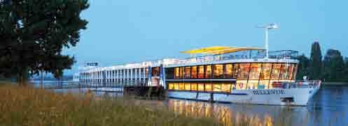 Premium-Flusskreuzfahrt Freuen Sie sich während Ihrer Flusskreuzfahrt auf dem Rhein von Köln nach Amsterdam und zurück auf 3