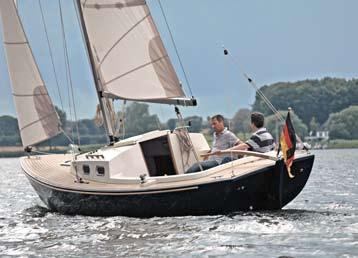 Elegant and timeless daysailer Based on her little sister the Scangaard 26 Classic is a logical further development.