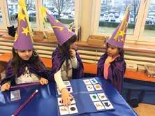 Mit grosser Freude haben die Kinder Zaubertricks gebastelt und einstudiert.