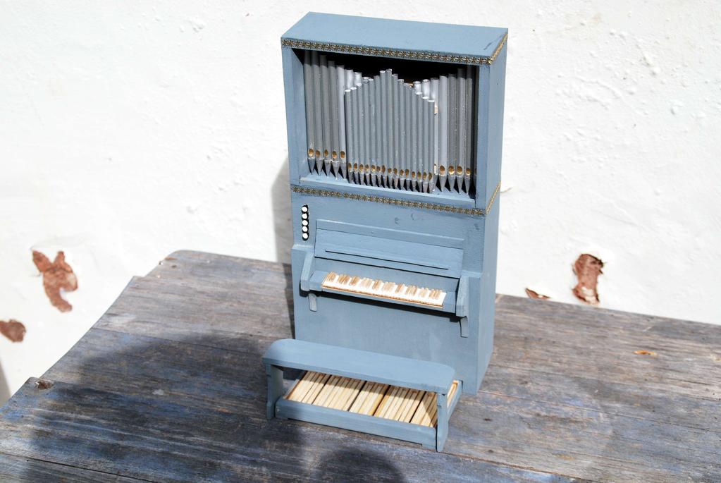 Orgelbaureihe II Miniatur-Orgelpositive einmanualig in verschiedenen Ausführungen und Farben nach Kundenwunsch