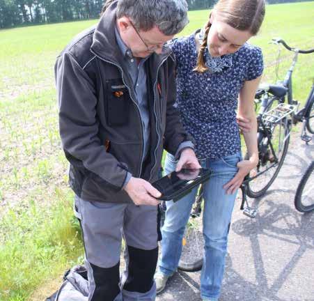 florenkartierung-nrw.de oder GPS-gesteuert vor Ort mit der kostenlosen App Flora NRW. Dort kann jeder seine Funde von gefährdeten Pflanzenarten der Roten Liste eingeben.