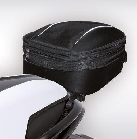 977789 1200 SPORT / NAKED HECKTASCHE Gepäcktasche aus robusten Nylon und PVC gefertigt mit reflektierenden Streifen
