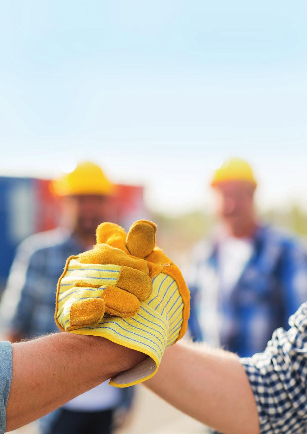 Seminarblock Renovierung Renovierung Verbund-Seminare Dachsanierung von außen als System Roto steht für Konsequenz. Auch hinsichtlich der Zusammenarbeit mit ausgewählten Partnern aus der Industrie.