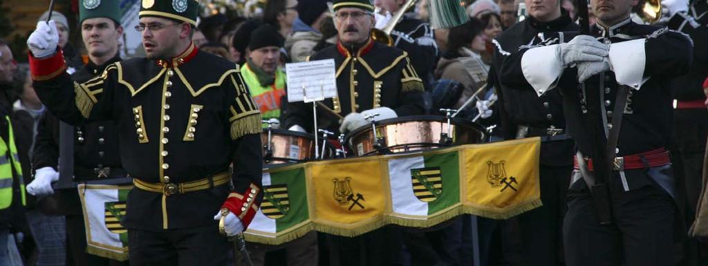 00 Uhr Die traditionelle Dresdner Bergparade findet