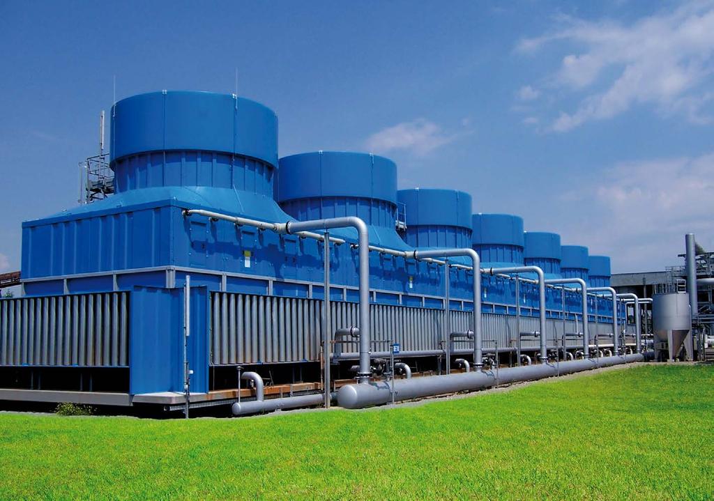 Kühlwasseranlage mit 7 VENTUM Modupol-Kühltürmen 6100, Pumpenstation und Wasserbehandlung. Kühlleistung der Anlage 45 MW.