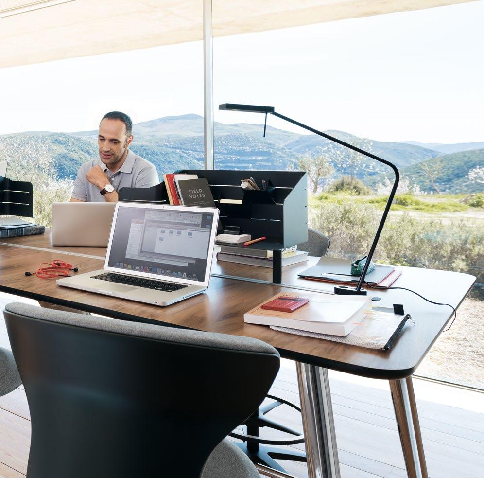 Darüber hinaus lassen sich mit mastermind high desk und temptation high desk Räume nicht nur flächeneffizient nutzen, sondern auch modern und zeitgemäß gestalten.
