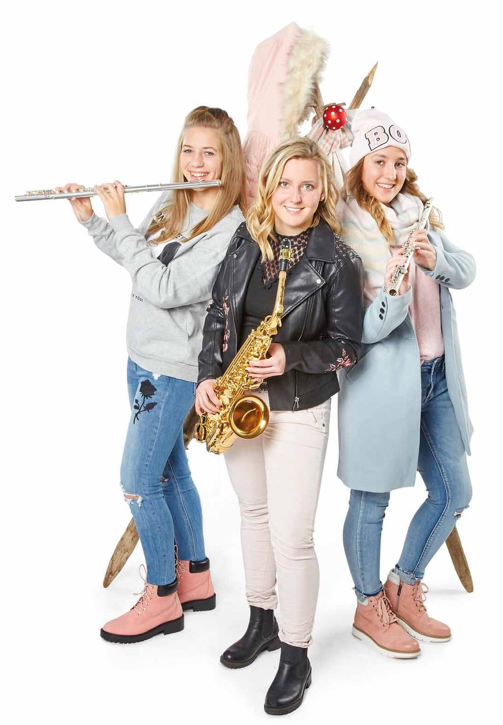 ARKADE NEWS Winter 2017 Musik liegt in der Luft Diese Ausgabe steht im Zeichen der Musik so sind alle unseren jungen Models diesmal SchülerInnen der Musikschule Liezen!