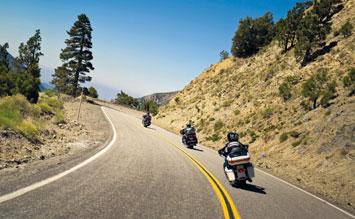 56 USA INDIVIDUELLE MOTORRADREISE EAGLERIDER Los Angeles - Big Bear San Francisco - Yosemite DIE ADAC REISEN EXPERTEN EMPFEHLEN Entdecken Sie die Wüstenoase Palm Springs.
