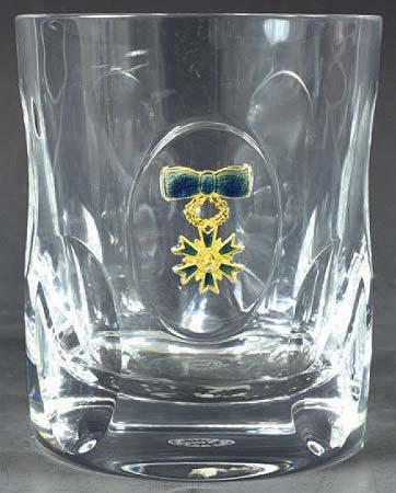 Gläser mit Napoléon I. durften erst ab 1830 wieder angeboten werden. Da gab es Bercy schon lange nicht mehr Abb.