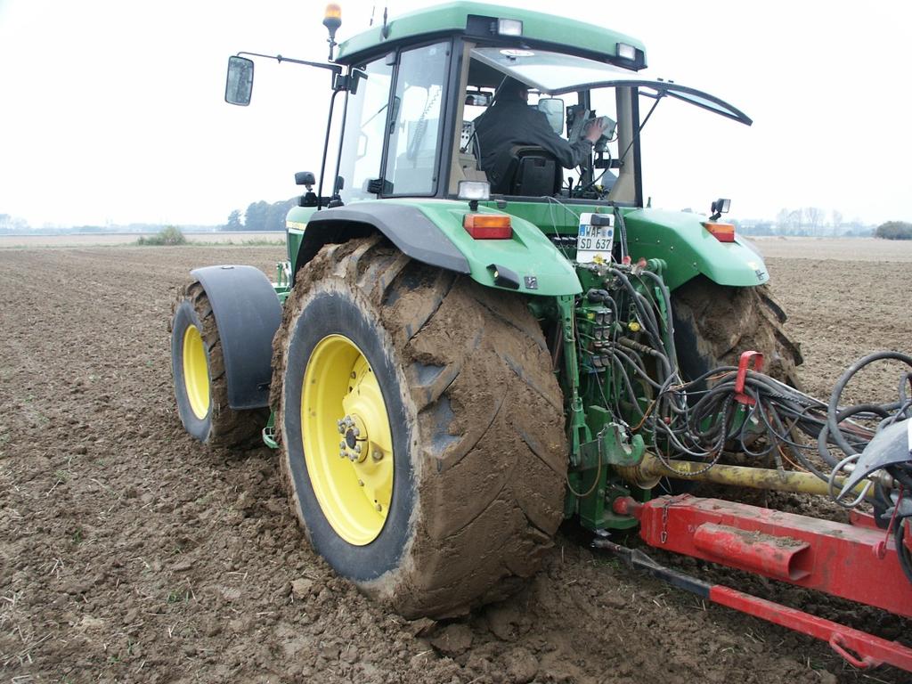 (RDA nachgerüstet) 1 bar Ackerdruck am Traktor und 1 bar