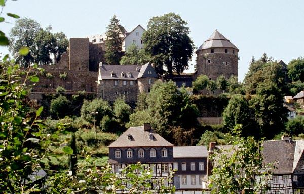 Düsseldorf sind mehr als begeistert von insgesamt fünf n zwischen 30 und 110 m² sowie dem nahe gelegenen Kulturzentrum Lindlar mit seiner 200-m²-Bühne und einer sehr guten Akustik.