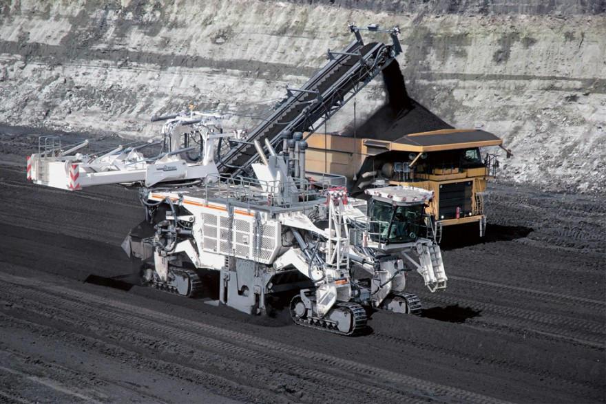 9 Das Surface Mining löst den konventionellen Kohleabbau in Tagebauen ab. Die New Hope Group betreibt in der Nähe des Ortes Acland (Queensland) die New Acland Coal Mine (NAC).