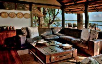 Honeymooners fühlen sich im Camp Okavango besonders wohl. Dieses Camp lässt sich besonders gut mit dem Camp Moremi oder der Savuti Safari Lodge kombinieren. MUB CAMOKA Saison Mahlz.