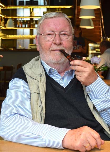 Vorgestellt Mit Herz und Hand Zu seinem ersten Ehrenamt kam Uwe Martens wie die Jungfrau zum Kinde. Seit 1974 engagiert er sich aus Überzeugung.
