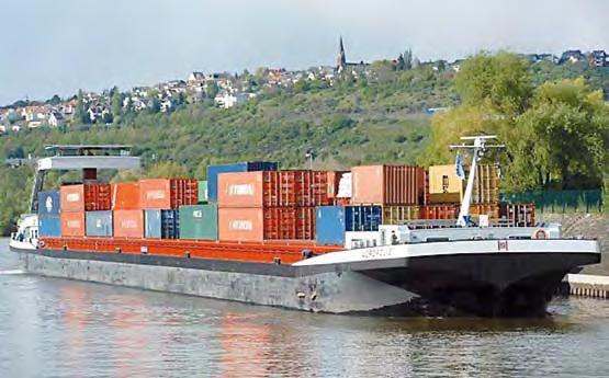 In rund 28 Millionen Con tainern werden Güter auf Seeschiffen, Binnenschiffen, Eisenbahn und LKWs