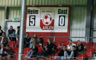 Die Feierlichkeiten dieses sensationellen Auch unsere Fans starteten voller Vorfreude gegen Aachen in die Saison Aufstiegs steckten uns noch in den Gliedern, da begann schon das Abenteuer