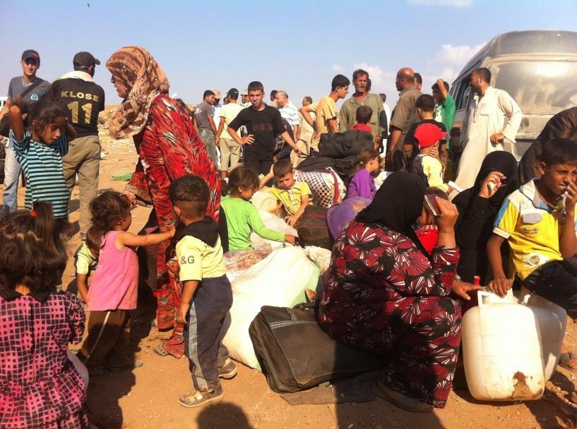 Syrien Nothilfe für Vertriebene innerhalb des Landes PETRA HILGER; CHRISTEN ALS MINDERHEITEN IM NAHEN OSTEN: M 6 Insgesamt benötigen rund 8 Millionen Menschen in Syrien humanitäre Hilfe, da die