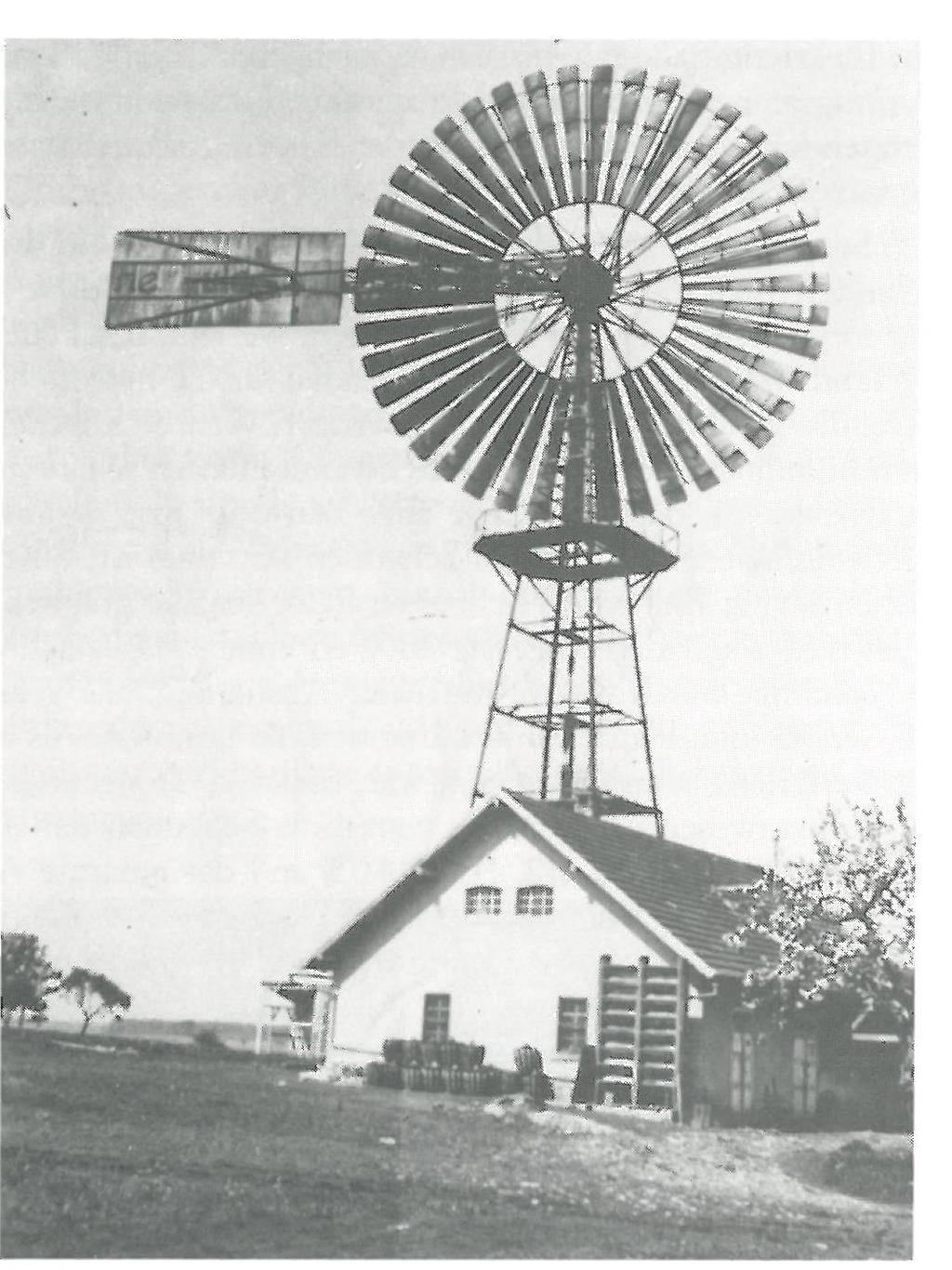 Wind-Elektrizitätsanlage erbaut 1921 in Großbardorf Bauherr: Energiegenossenschaft Großbardorf
