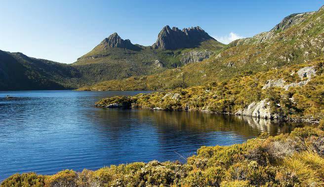 18 Cradle Mountain Ein schroffer Felskamm, in Jahrtausenden von Eis und Wind geformt: 17 Der halbmondförmige Cradle Mountain (S. 766) ist Tasmaniens markantester Berg.