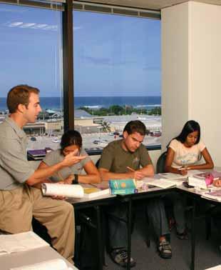 In unmittelbarer Entfernung zu den Traumstränden von Waikiki Beach befindet sich unsere Sprachschule im 11. Stockwerk eines Bürokomplexes.