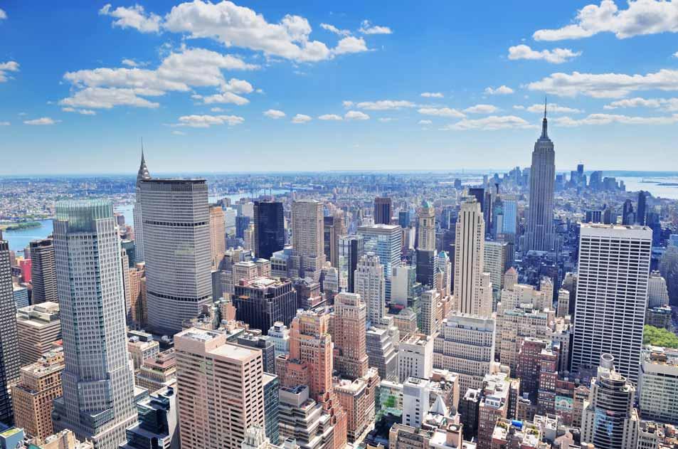 z 30 PLUS BUSINESS Englisch 59 New York EC Die Weltmetropole mit der unverwechselbaren Skyline bietet zahlreiche Attraktionen und Sehenswürdigkeiten.
