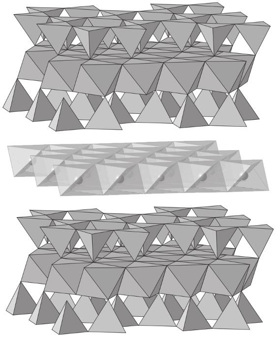 . Minerale 13 Abb.. 7 Polyedermodell der Pyroxen-Struktur (Diopsid) mit kettenartiger Verknüpfung der SiO 4 -Tetraeder. Die Oktaeder enthalten Mg +, die Kugeln sind das Ca +. Abb.. 6 Polyedermodell der Chloritstruktur.