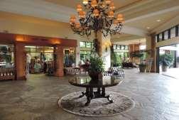 ASTON MAUI LU MAUI KIHEI Einfaches romantisches hawaiianisches Resort Ab 51 pro Person Nacht Beschreibung: Das romantische Hawaii Resort bietet in einen zirka 11 Hektar großen