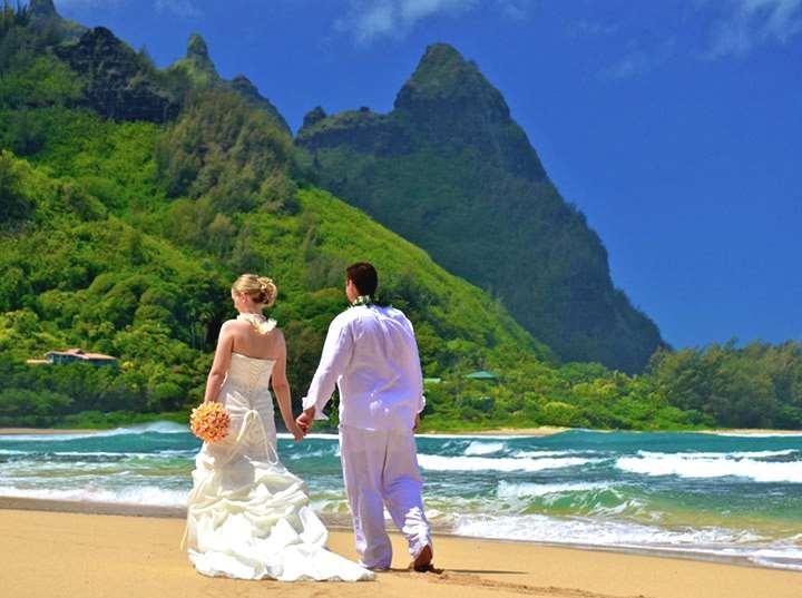 DELUXE HOCHZEIT more than you can imagine pro Paar 2.156 Besuchen Sie die Garteninsel Kauai, die älteste Insel Hawaii`s.