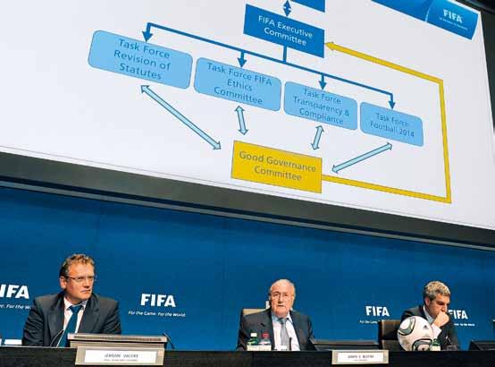 05 Fernsehen 98 Marketing 104 Recht 116 Kommunikation 120 Disziplinarwesen und Verwaltung Viel Arbeit gab es 2011 für die FIFA-Ethikkommission. 31 Verfahren wurden eröffnet.
