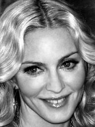 30, Madonna von David Shankbone: CC BY-SA 30, Mel