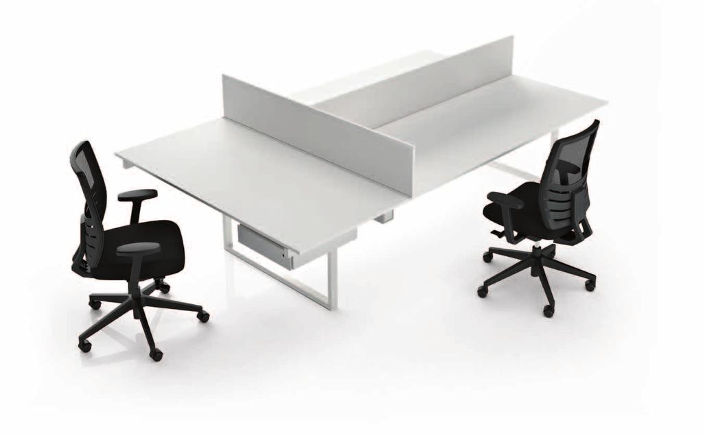scrivania: struttura e accessori in metallo verniciato bianco, piani in melamminico bianco, screen e gonne in melamminico bianco.