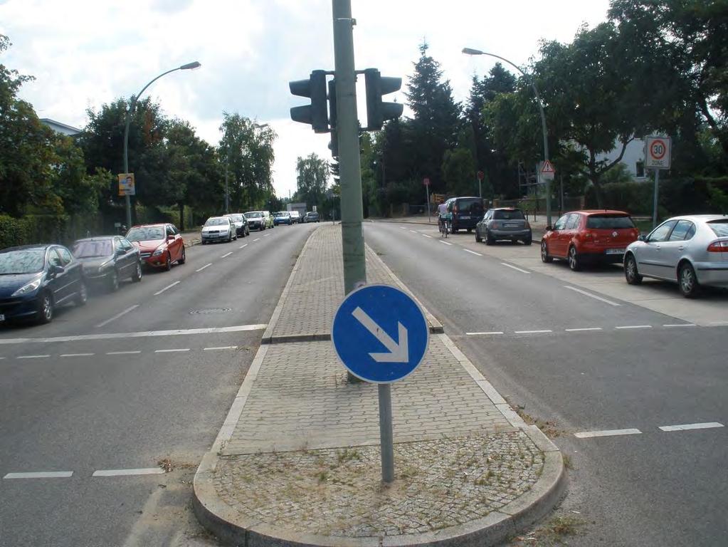 15: Wegedornstraße, Blick von der Schönefelder Chaussee in