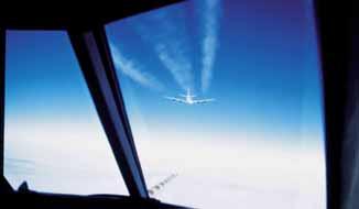 Klimawirkungen des Luftverkehrs geringerem Maße gestiegen ist als die Transportleistung.