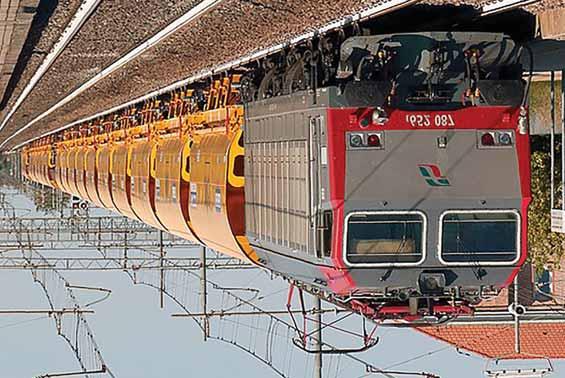 Elektrolokomotive E.652 der Trenitalia, XMPR2-Lackierung. 60497 206 Photo courtesy F- Montignani Locomotiva elettrica E.652.087 der Mercitalia Rail, livrea grigio/argento e rosso.