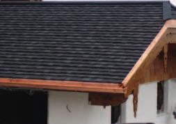 Es empfiehlt sich, jeweils mehrere Dachplattenreihen auszulegen und diese bis auf