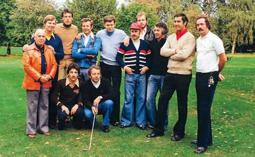 Los ging es 1977 in zwei Ligen mit den acht Teams aus Hanau, Kronberg, Frankfurt, Kassel, Bad Wildungen, Bad Nauheim, Wiesbaden und Braunfels.