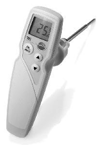 Messungen mit Kontakt testo 106 Das kompakte Lebensmittel-Thermometer mit Alarm Das Kern-Thermometer testo 106 mit dünner, robuster Messspitze, eignet sich hervorragend für schnelle Kerntemperatur-
