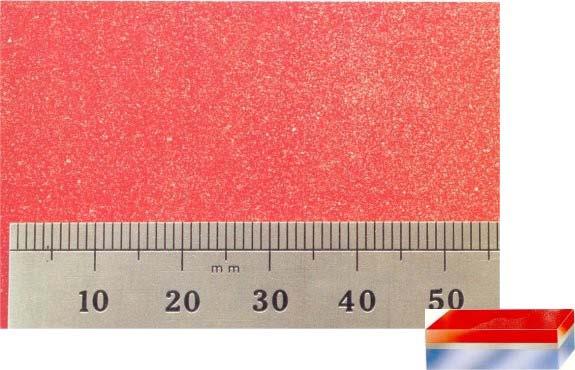 Spritznebel Overspray Stellen körniger Lackpartikel, die auf der Lackierung teilweise in die obere Schicht eingedrungen sind. a. Unsachgemäßes Abdecken. b.