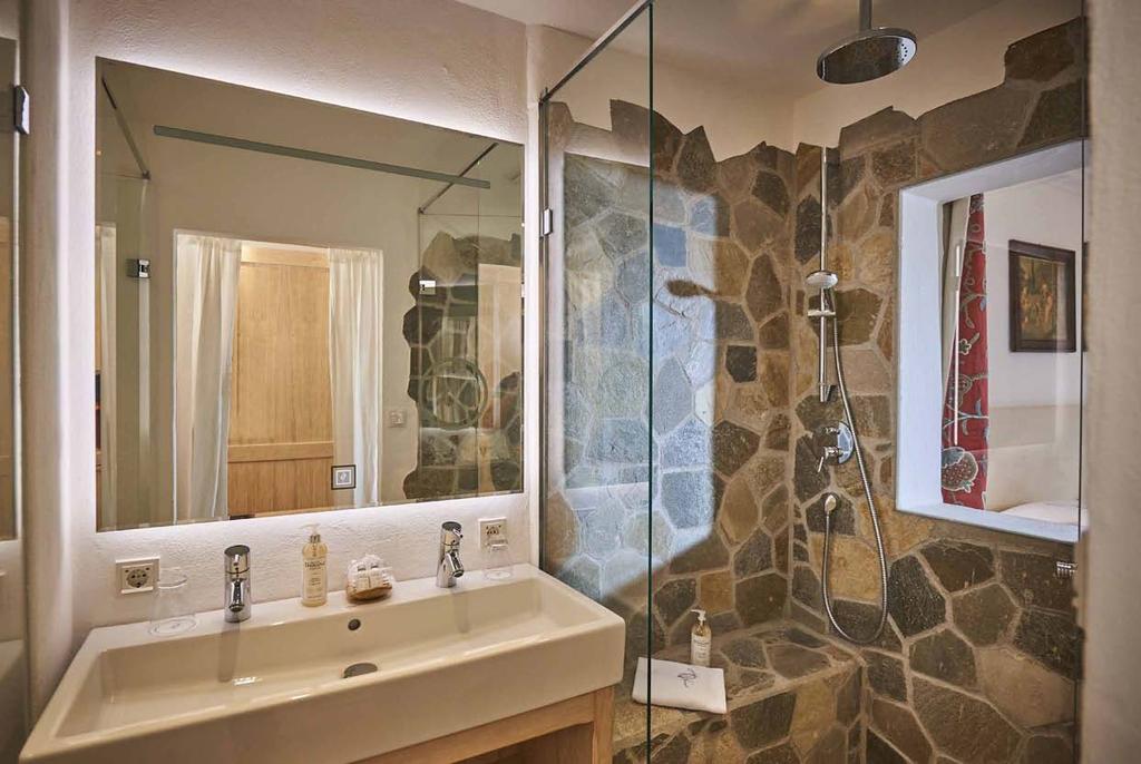 Referenzen - Bleiche Resort & Spa Auch für dieses Bad haben wir trotz des speziellen Natursteinuntergrundes, eine passende Lösung gefunden.