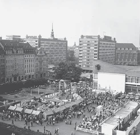 Foto: Torsten Hanke Das ist wirkliche Tradition: Seit 40 Jahren beleben im Frühherbst die Leipziger Markttage das Einkaufsgeschehen in der City.